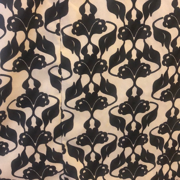 Black and white blouse from Anthropologie Sz M - Picture 4 of 8